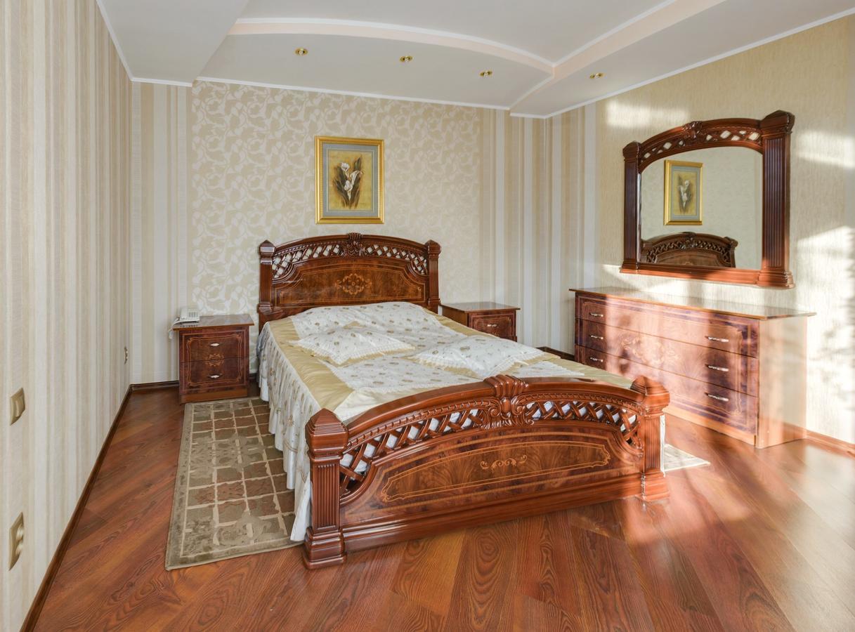 Ghostinitsa "Lina" Hotel Petropavlovsk Eksteriør billede